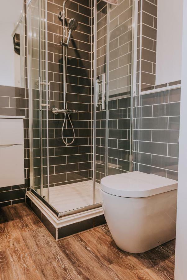 Cavendish House With Secure, Allocated Parking, 2 Mins Walk From Windsor Castle Exterior photo